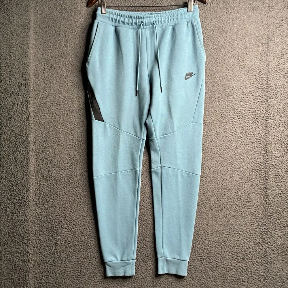 Nike tech fleece